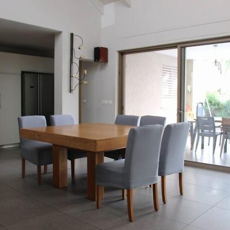 Villa קשת בענן Modi'in Exterior foto